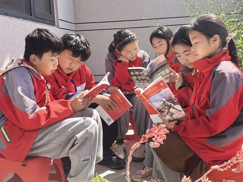 世界读书日，丰县王沟镇单楼小学师生到探梅书院研学