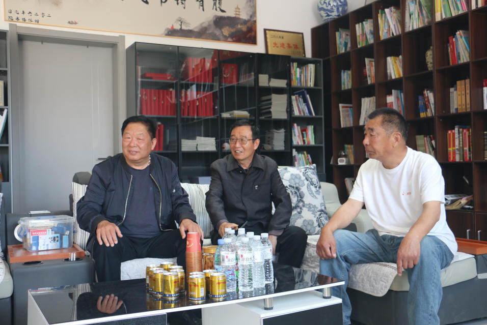 丰县王沟镇关心下一代办公室到探梅书院参观考察