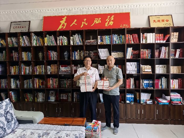 丰县王沟镇单楼小金屋大家学习的榜样