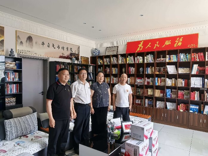 猎鹰救援队再次支持探梅书院公益活动